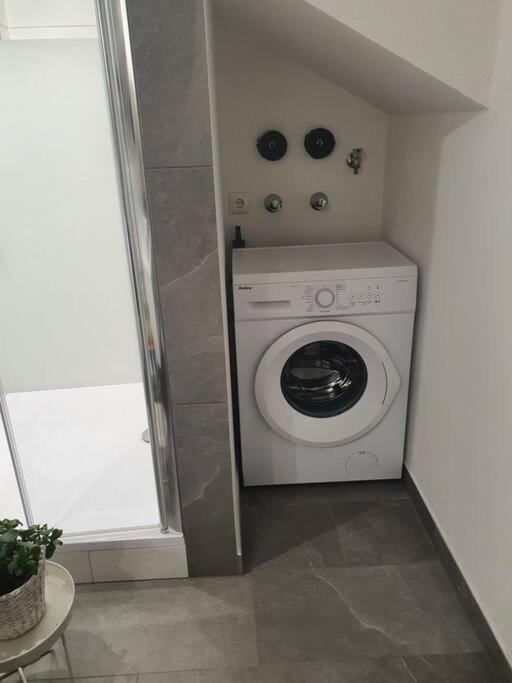 Gemuetliche Wohnung Bei Bad Waldsee Mit Balkon Екстериор снимка