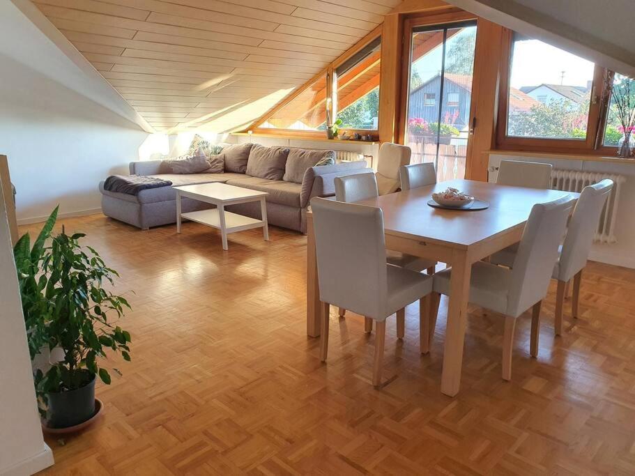 Gemuetliche Wohnung Bei Bad Waldsee Mit Balkon Екстериор снимка